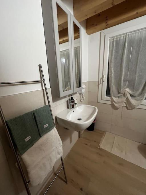 Casa Rielta, Tram E Parking Daire Mestre Dış mekan fotoğraf